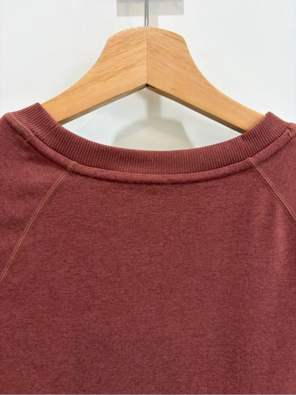 Vuori Women’s Halo Crewneck pullover, Small, Rosewood - Picture 13 of 16